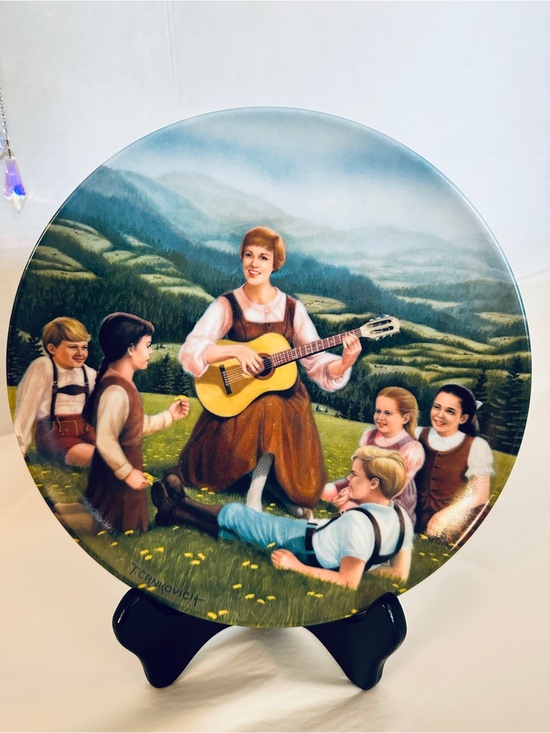 Knowles Other - Knowles Collector Plate - “The Sound of Music” “Do-Re-Mi” 1986 2nd in Series